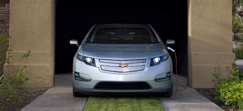 Is It OK To Leave Chevy Volt Plugged In?