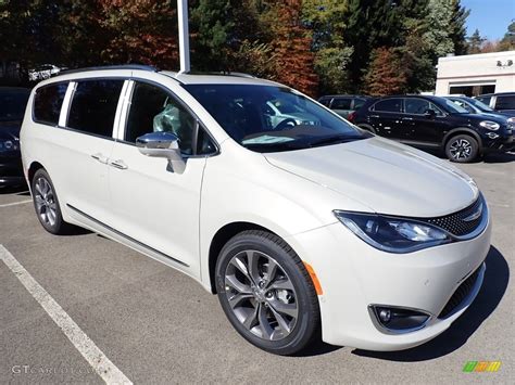 Is The Chrysler Pacifica A Luxury Car?