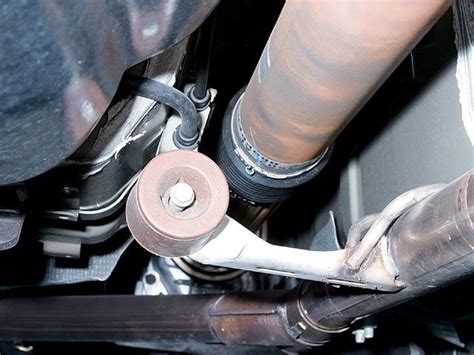 Should your exhaust pipe vibrate?