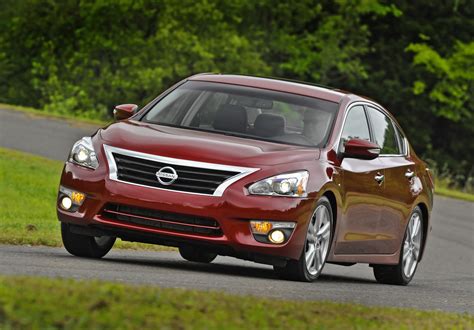 What Car Did The Altima Replace?