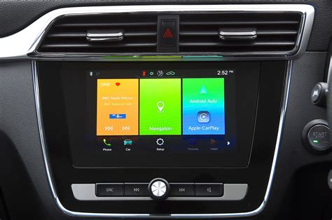 What Does Infotainment System Include?