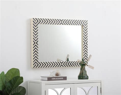 What Is An Accent Mirror?