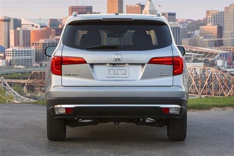 What Is Bigger Honda Pilot Or Santa Fe?