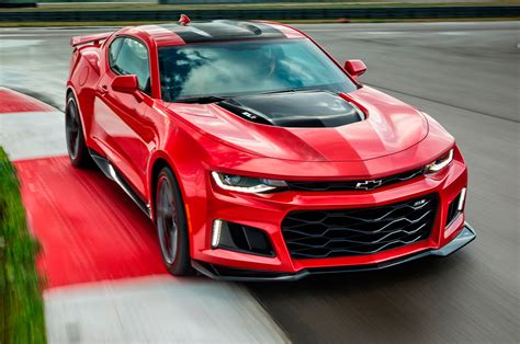 What is the 0-60 time for the Camaro ZL1?