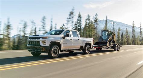 What Is The Towing Difference Between A 1500 And 2500?