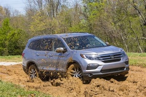 What Year Did Honda Stop Making The Pilot?