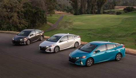 What’s The Difference Between Prius And V?