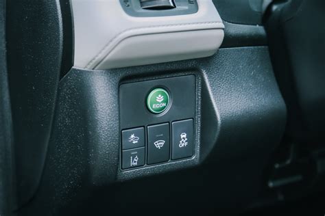 When Should I Use The ECON Button On My Honda HRV?