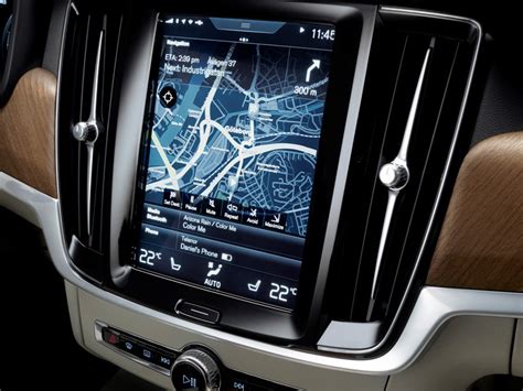 Which Car Company Has Best Infotainment System?