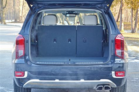 Which Has More Cargo Space Kia Telluride Or Hyundai Palisade?