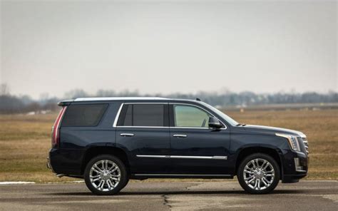 Which is longer escalade or Tahoe?