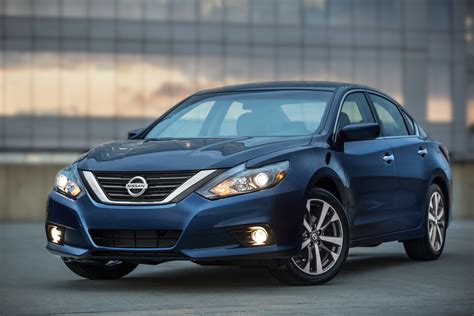 Which Nissan Altima Is The Best?