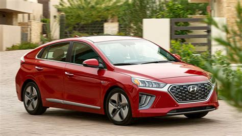 Which Of The Hyundai Hybrids Gets The Best Mpg Fuel Economy Rating?