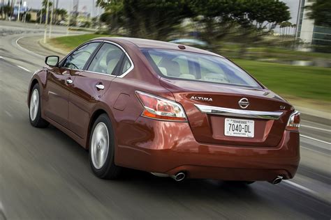 Why Do People Buy Nissan Altima?