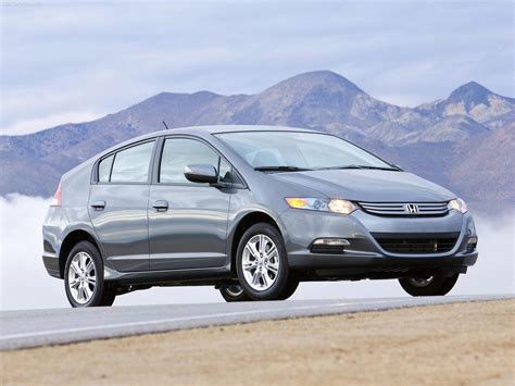 Why Is Honda Insight So Efficient?