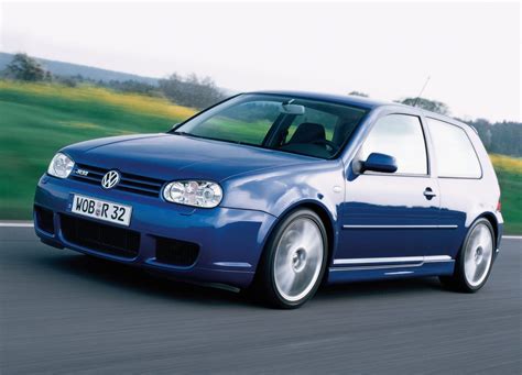 Why was Golf R32 discontinued?